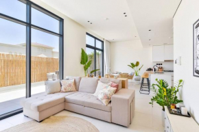 Boho Style 1 Bdr With Huge Terrace Gym Pool